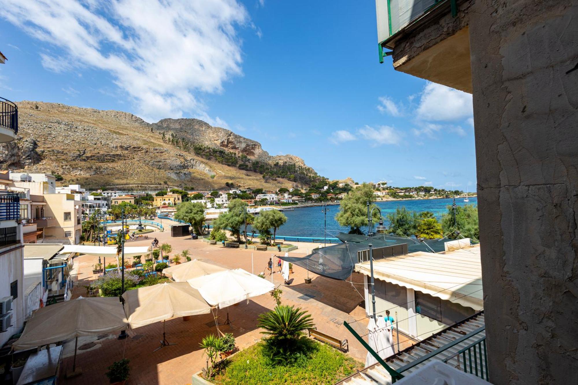 La Piazzetta A Mare Holiday House Sferracavallo Eksteriør bilde