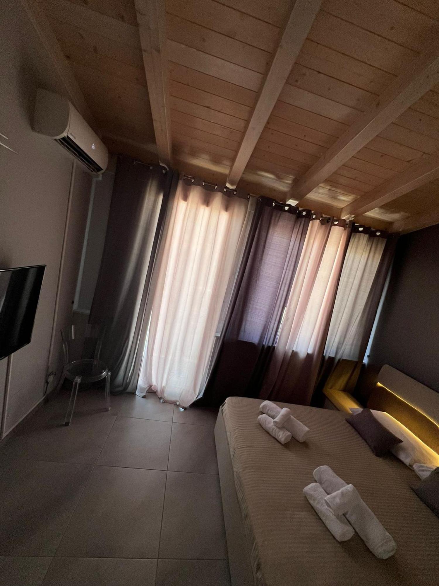 La Piazzetta A Mare Holiday House Sferracavallo Eksteriør bilde